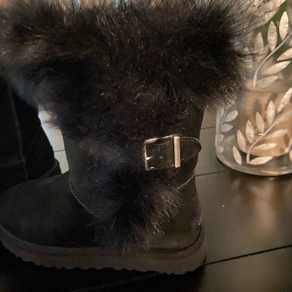 Womens Ugg boots - Picture 5 of 7